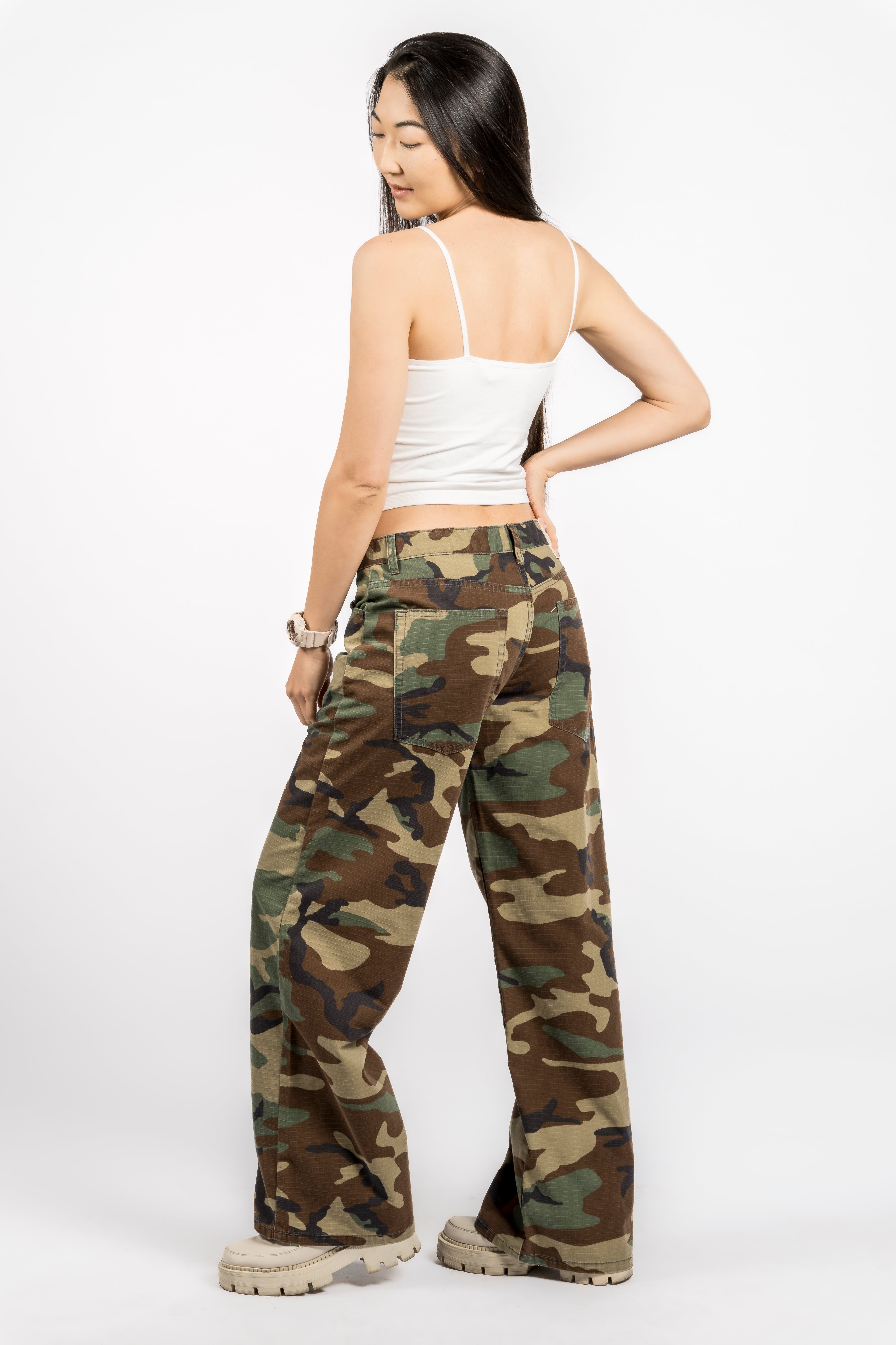 Navari 5 Pocket Low Rise Baggy Fit Camo Pant