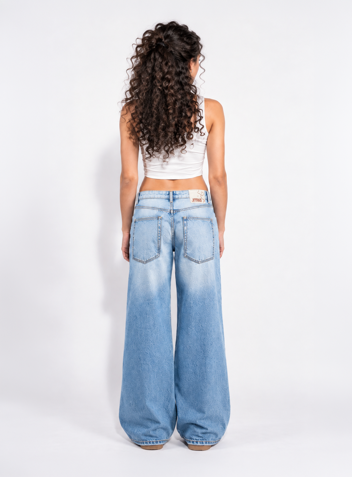 Navari 5 Pocket Low-Rise Wide Leg Jeans with Light Wash