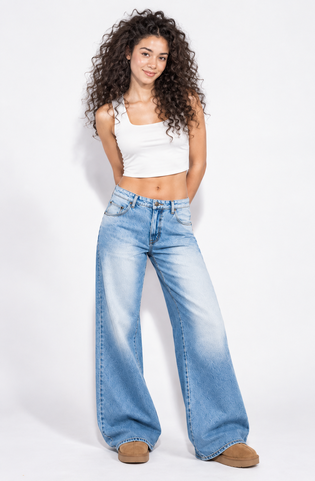 Navari 5 Pocket Low-Rise Wide Leg Jeans with Light Wash